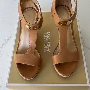 Michael Kors wedge leather sandals. Never worn just tried on.